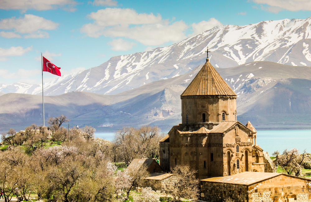 Akdamar Church Architecture on Lake Van Island