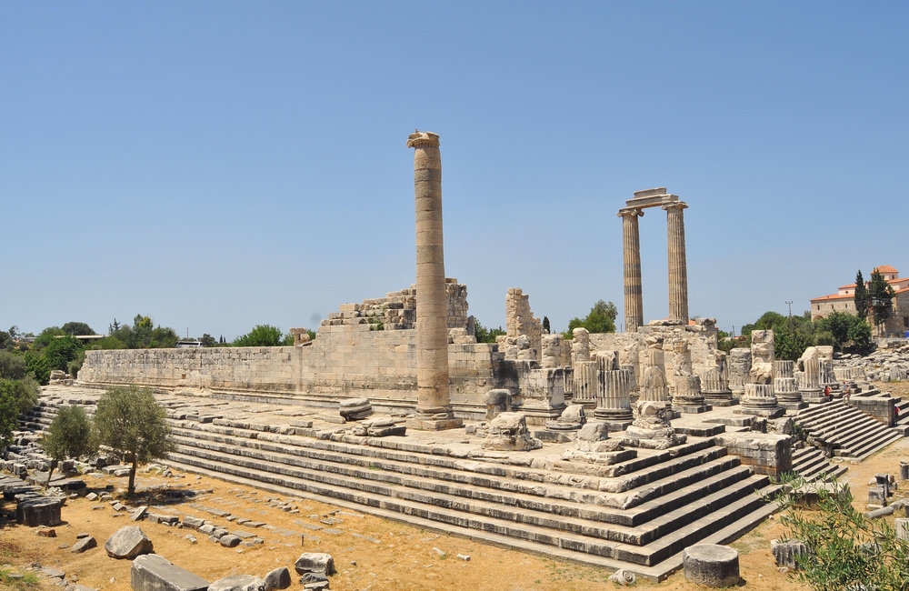 Didyma Ancient Ruins in Aydın, Turkey