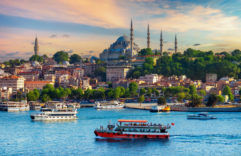 Boats and Süleymaniye Mosque Panorama