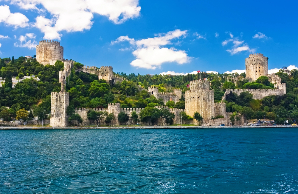 Rumeli Fortress Istanbul – Historic Landmark View