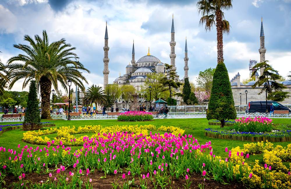 Explore Istanbul’s Famous Blue Mosque