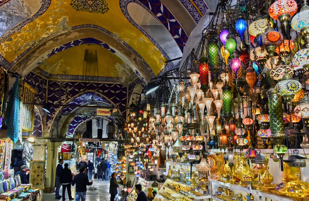 Istanbul Colorful Lamp Market Tour