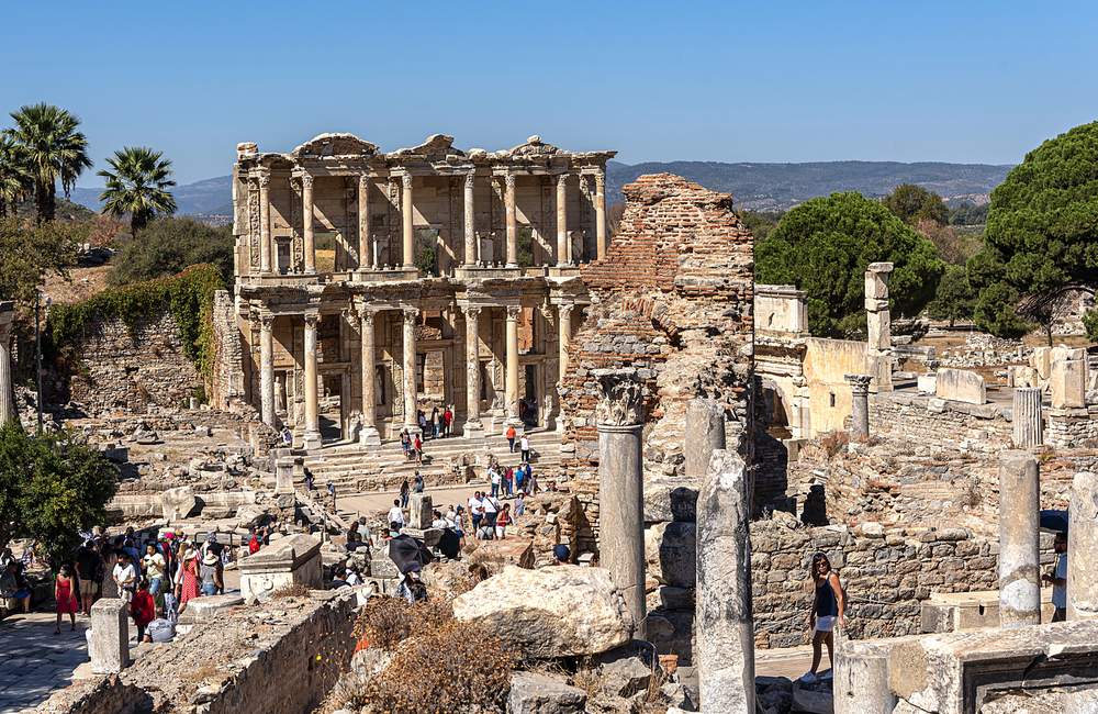 Stunning Celsus Library in Ephesus Ruins Turkey 
